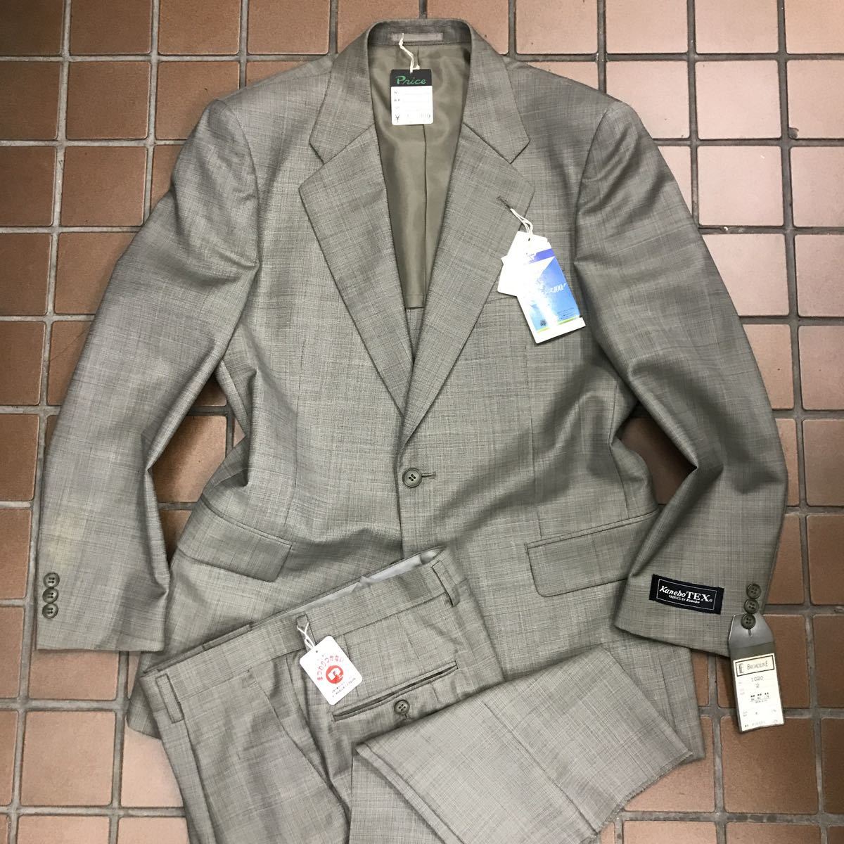 おまけ付】 定価45,000円【極美品】紳士服 背広 セットアップ/未使用