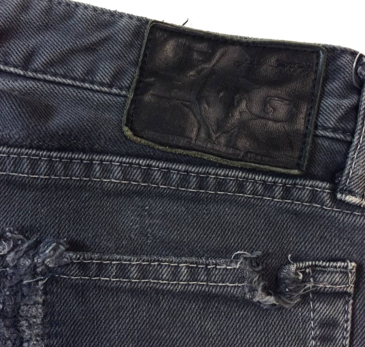 ファッション通販】 グレー ヴィンテージ加工 ダメージ加工 ジーンズ