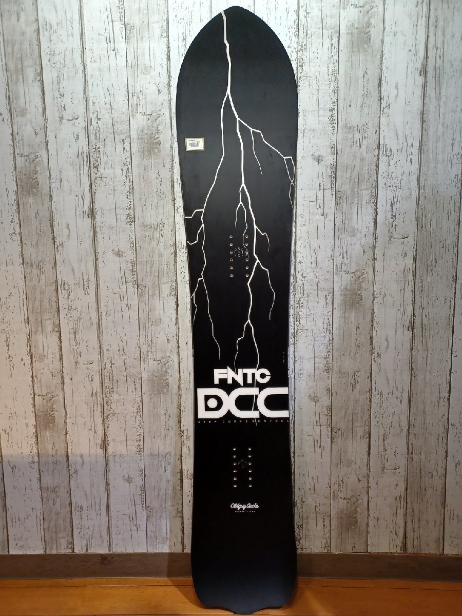 Yahoo!オークション - 中古美品 22-23 FNTC DCC 153cm スノーボード Yahoo!オークション - 中古美品 22-23 FNTC DCC 153cm スノーボード