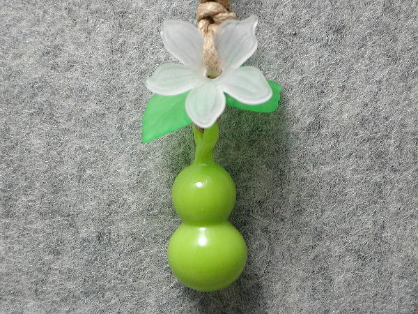 aozora* handmade glass tonbodama * leopard tongue ( yellow green )*1269