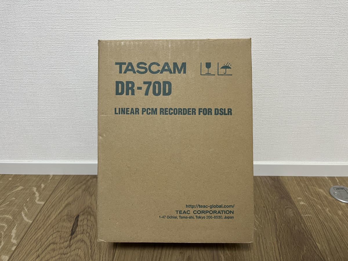 美品 TASCAM DR-70D リニアPCMレコーダー DSLR _画像2