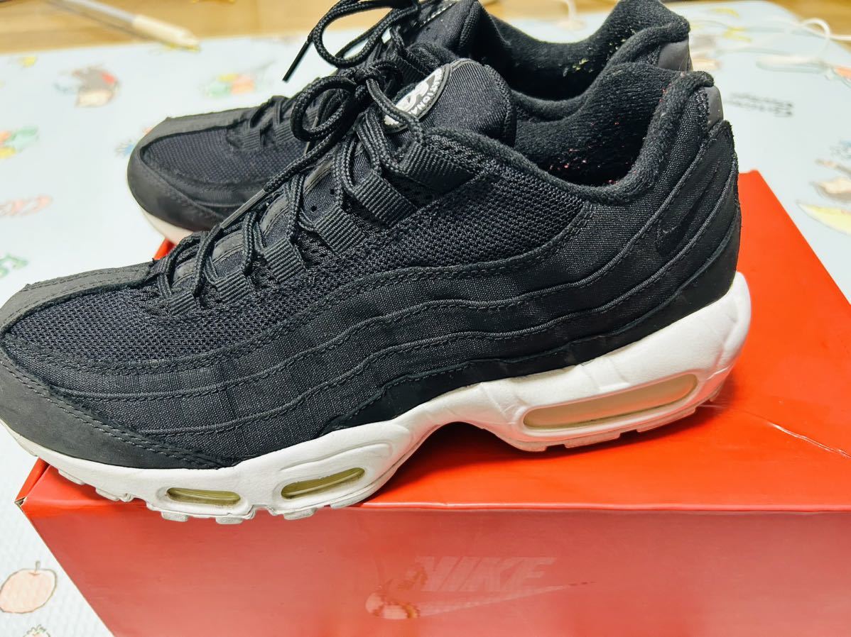 限定品 即完売品 ステューシー×ナイキ エアマックス95 STUSSY NIKE AIR