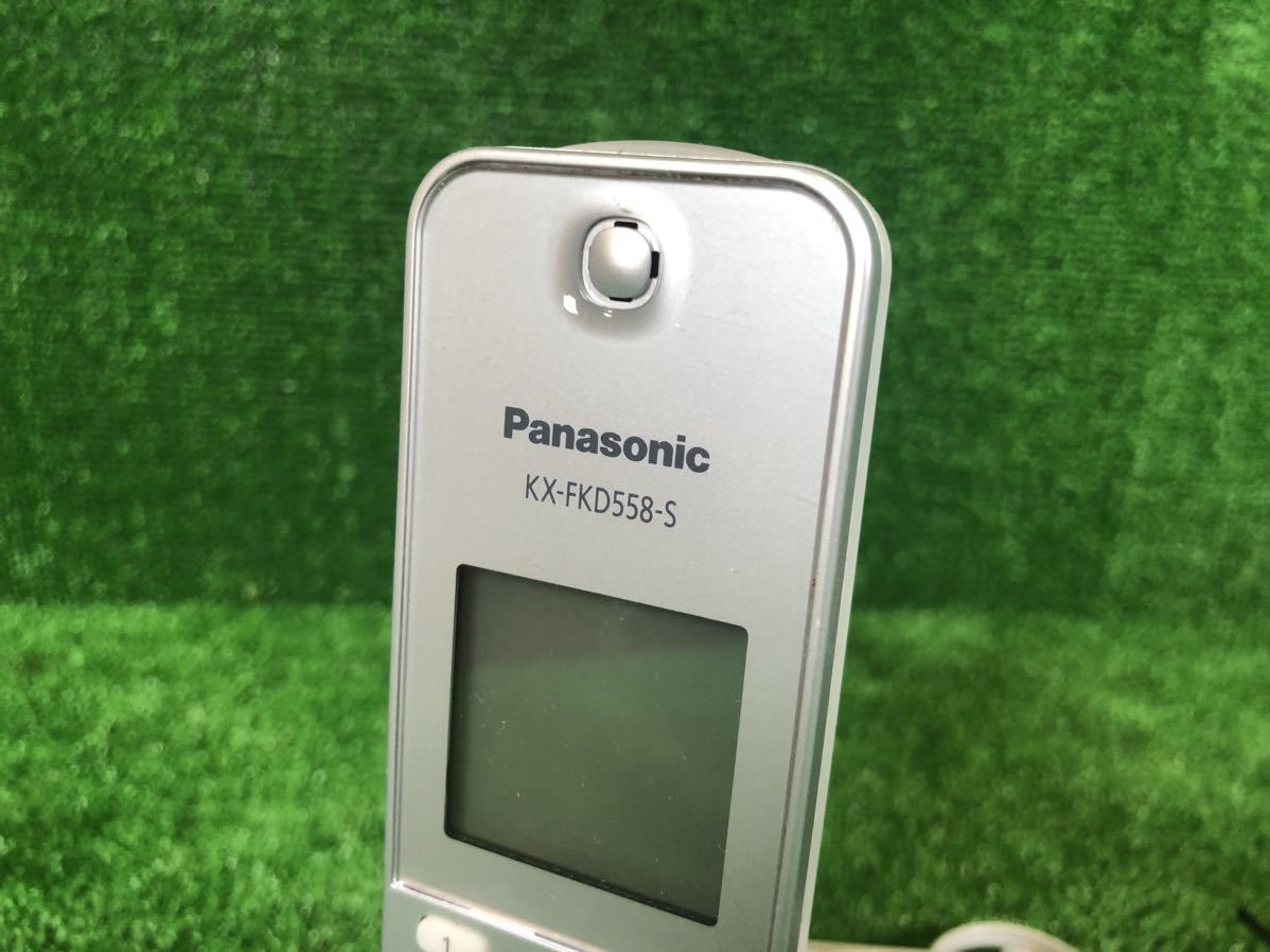 3-076】Panasonic/パナソニック KX-FKD558-S 増設子機 充電器 充電池付き_画像2