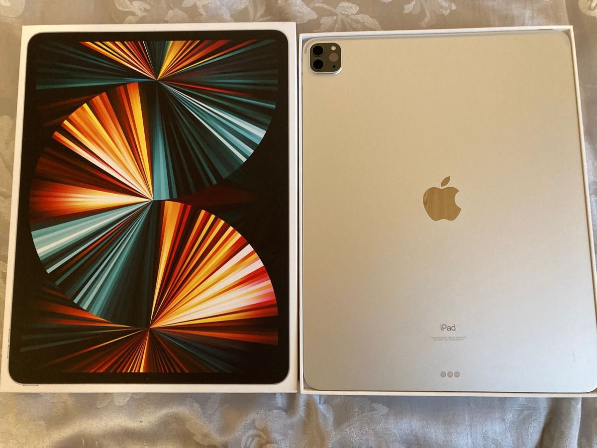 限定10%OFF APPLE 落ち着いた 花柄 おしゃれ ダークオリーブア ..の
