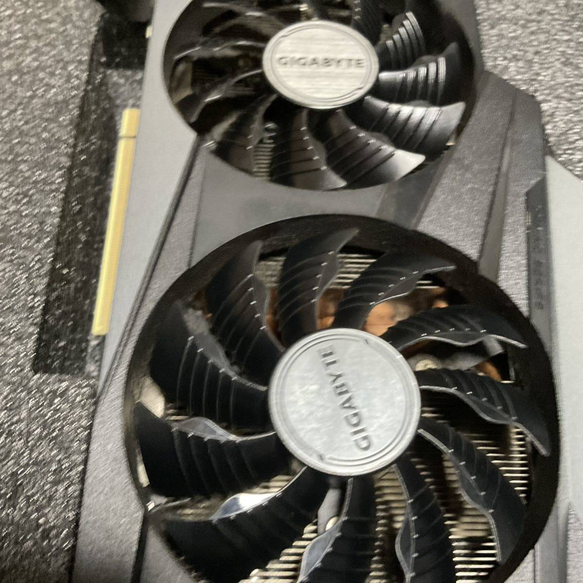 GIGABYTE GeForce RTX 3090 VISION OC 24GB GDDR6X