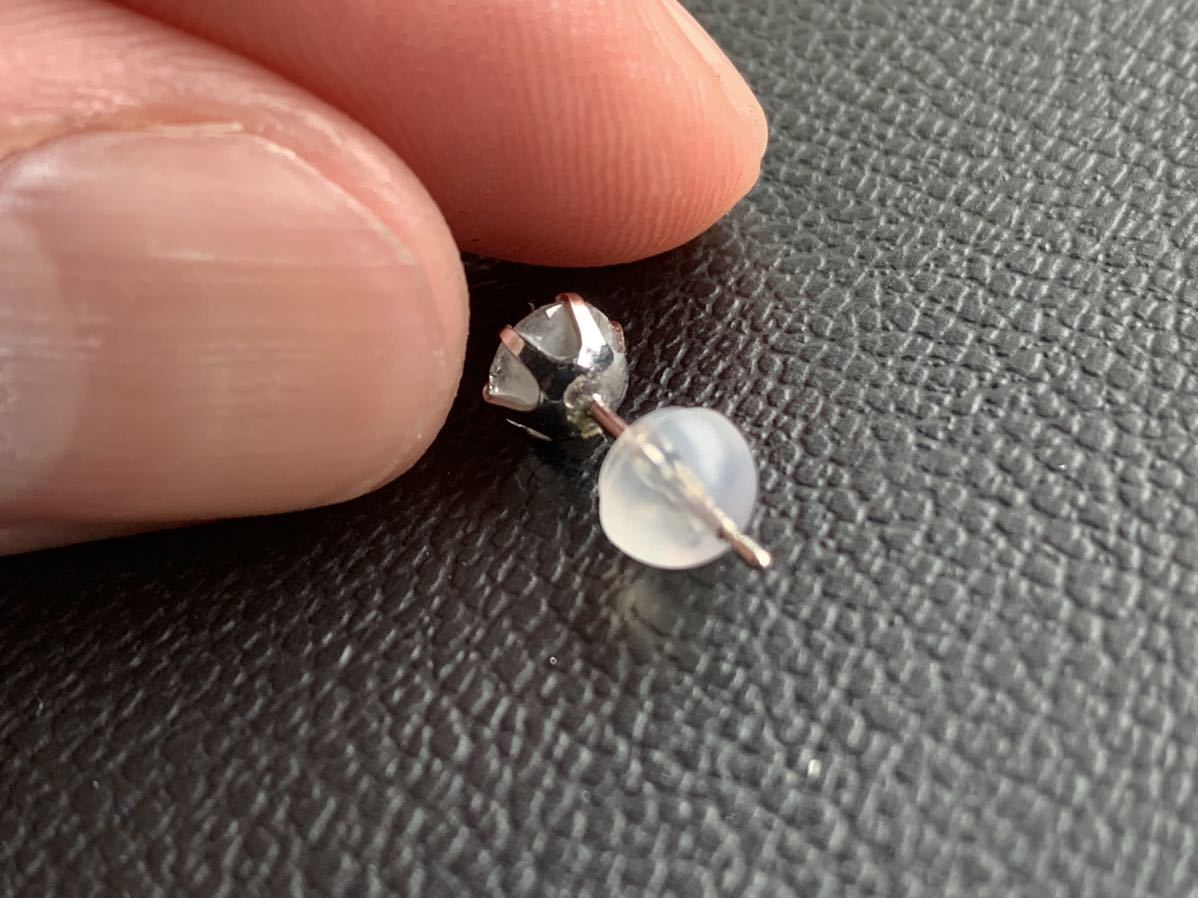 ダイヤモンド ピアス ダイヤ 0.5ct 0.5カラット 送料無料 2年前位に