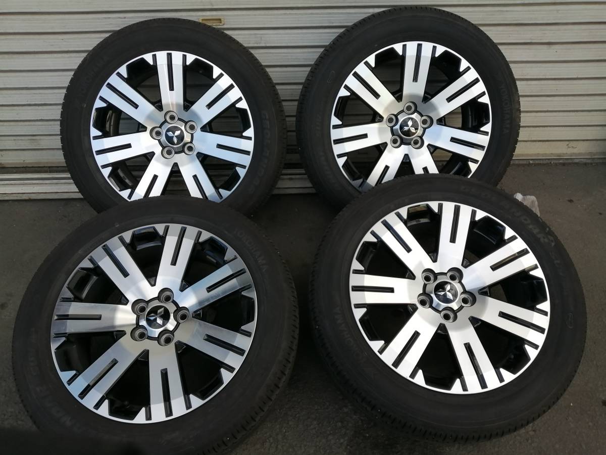 ☆売切り☆三菱 新型デリカD5☆新車取外し走行50㌔未満☆純正タイヤ