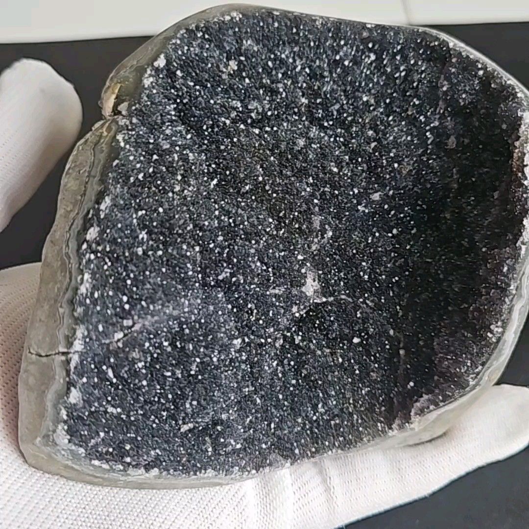 【パワーストーン/お買い得】珍しい☆ブラックアメジストのクラスター　天然石