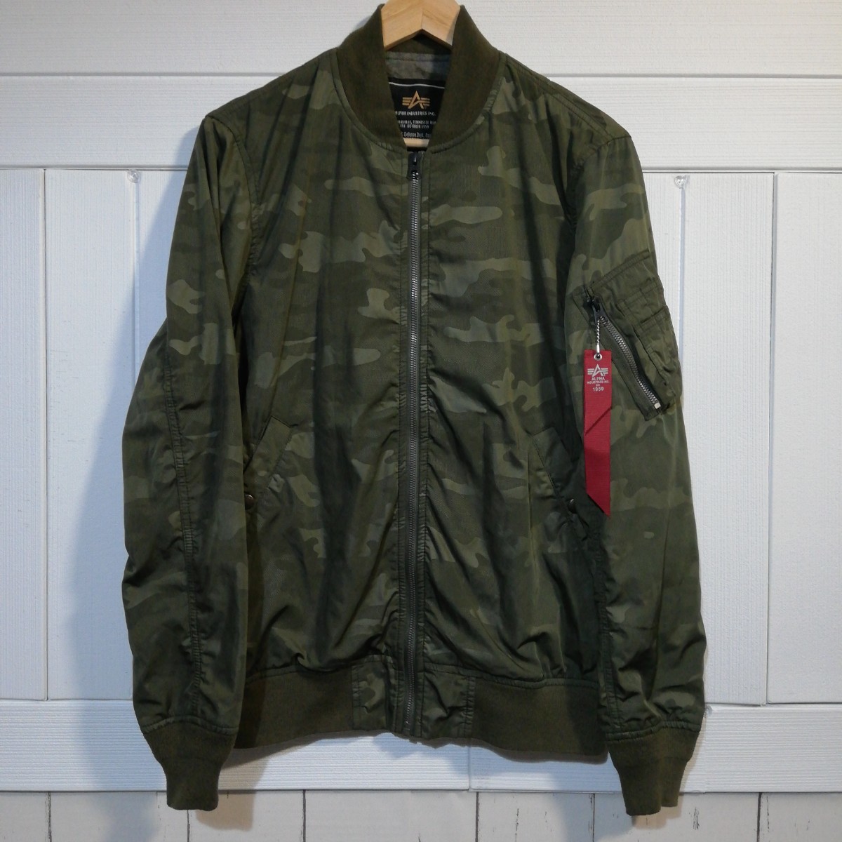 ALPHA INDUSTRIES INC] アルファインダストリーズ MA-1 迷彩柄