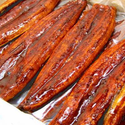うなぎの蒲焼を1本づつ真空に!