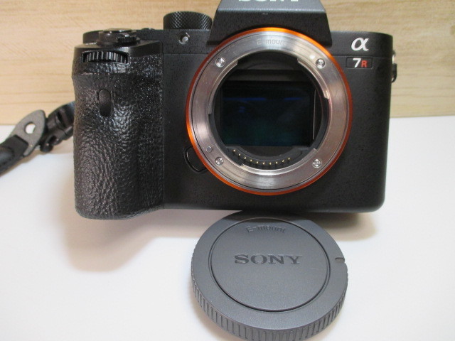 ☆SONY α7RⅡ ミラーレス一眼 デジタルカメラ(ILCE-7RM2)YONGNUO 50