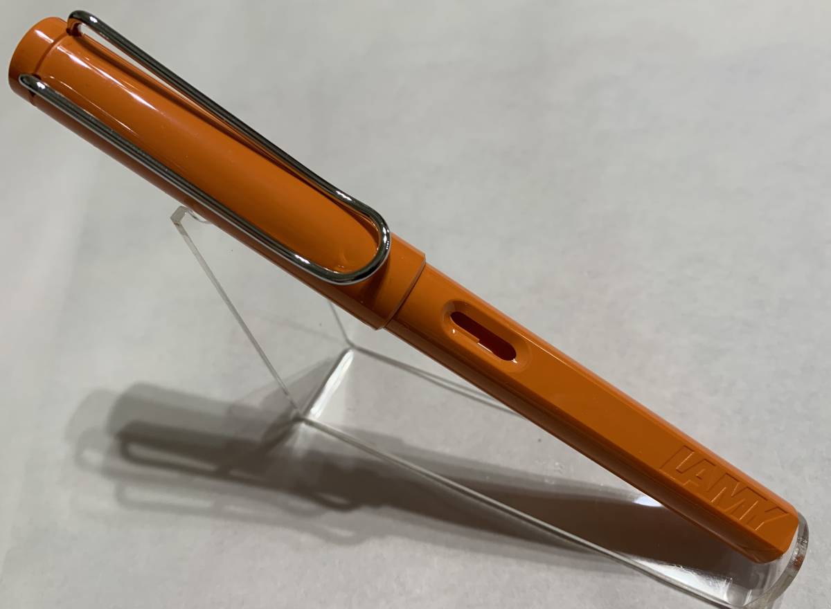 良質 ★レア 新品購入未使用品 2009年 限定品 Lamy万年筆 オレンジ ニブB★ ラミー 良質 ★レア 新品購入未使用品 2009年 限定品 Lamy万年筆 オレンジ ニブB★ ラミー