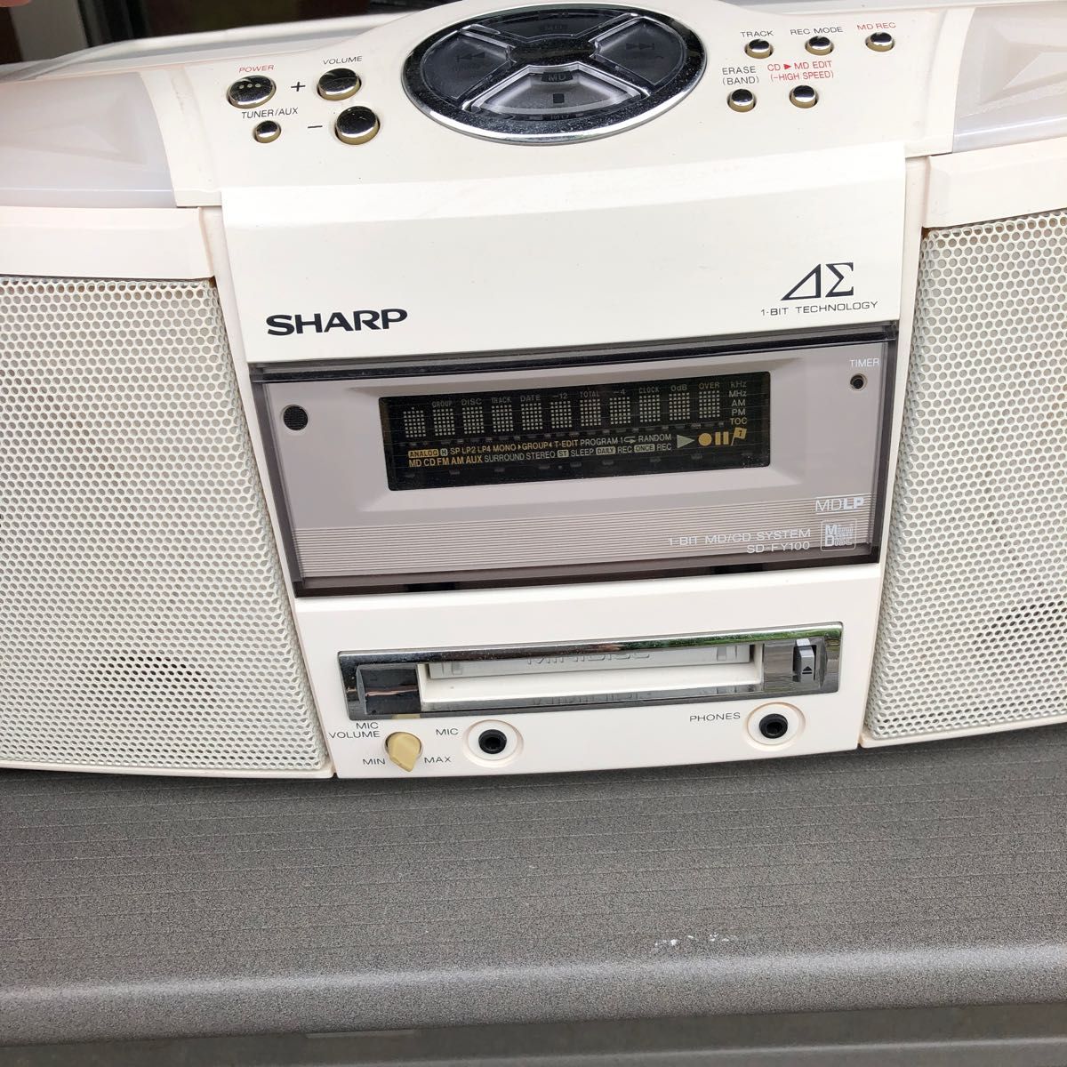 【完動品】SHARP シャープ　1台4役！CD MD カセット　ラジカセ