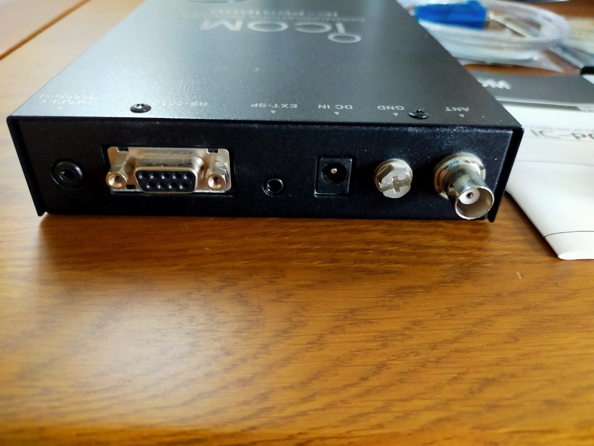 アイコム IC-PCR1000 0.5-1300MHz コミュニケーションレシーバー アイコム IC-PCR1000 0.5-1300MHz コミュニケーションレシーバー