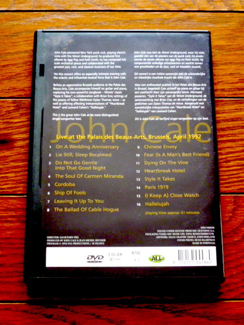 DVD　ジョン・ケイル　JOHN CALE LIVE AT THE PALAIS DES BEAUX-ARTS,BRUSSELS,APRIL 1992 / FRAGMENTS OF A RAINY SEASON_画像2