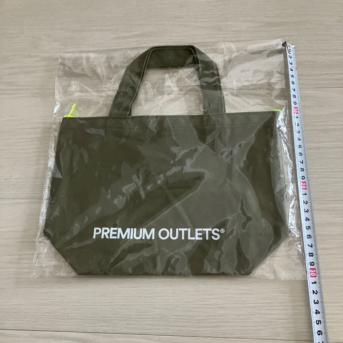 PREMIUM OUTLETSのトートバッグ　新品未使用　非売品　お弁当バッグ等に