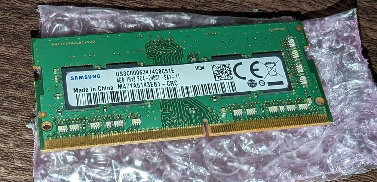 SAMSUNG PC4-19200S (DDR4-2400T) 8GB SO-DIMM 260pin ノートパソコン用メモリ PC4-2400T-SA1-11 型番：M471A1K43CB1-CRC 両面実装 (1Rx8) 動作保証品