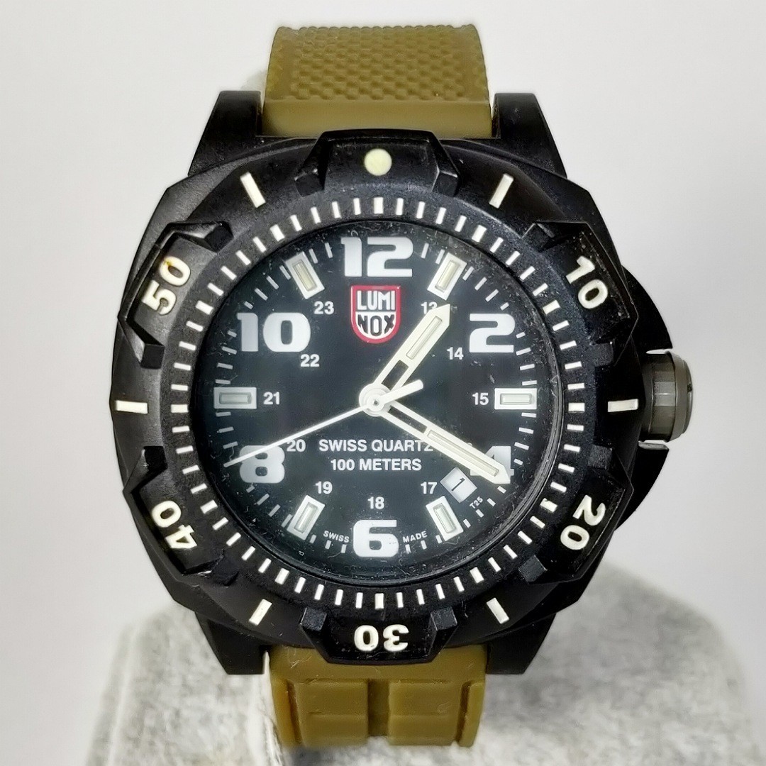 動作品 LUMINOX ルミノックス 0200シリーズ デイト ブラック SWISS クォーツ アナログ メンズ 腕時計 稼働品 c502_画像1