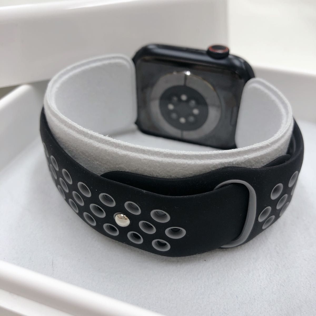 apple watch series7 ナイキ 45mm ミッドナイト セルラー