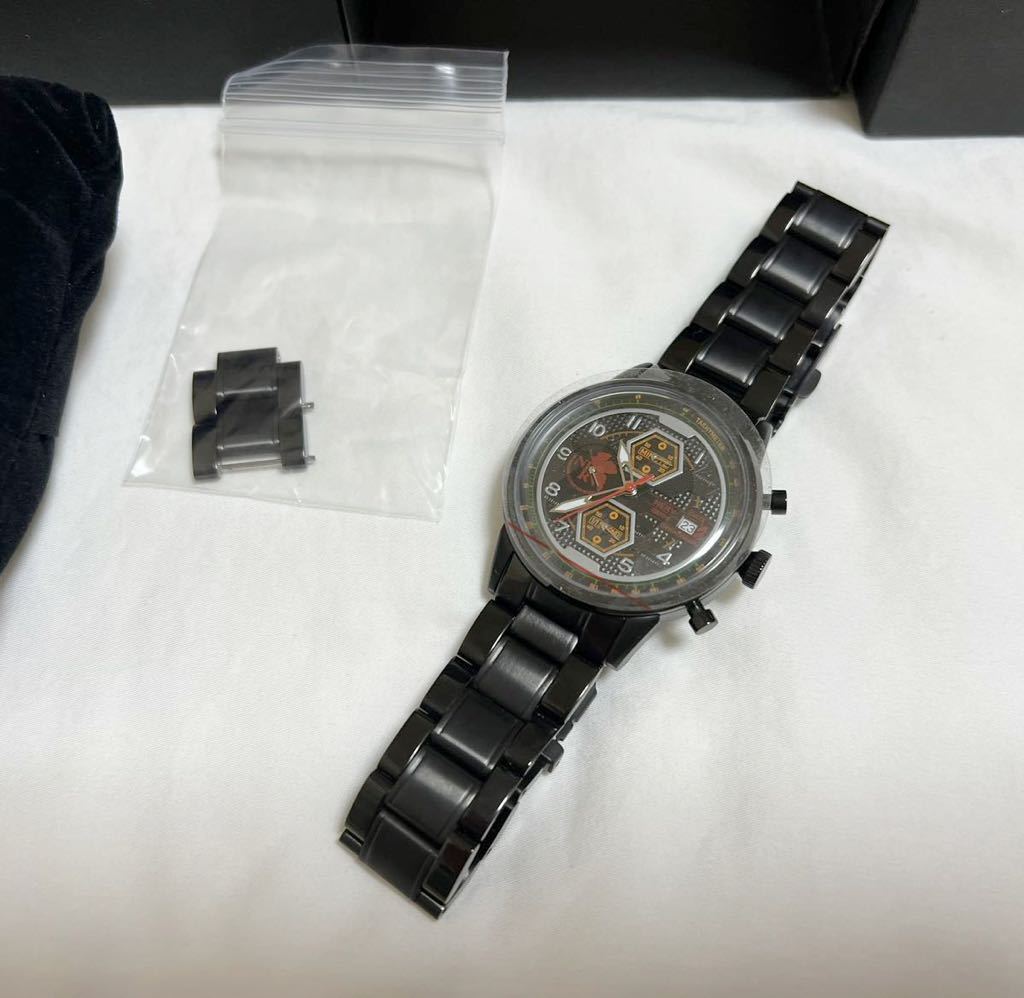 エヴァンゲリオン EVA STORE オリジナル クロノグラフ 腕時計 TYPE-NERV 中古品_画像3
