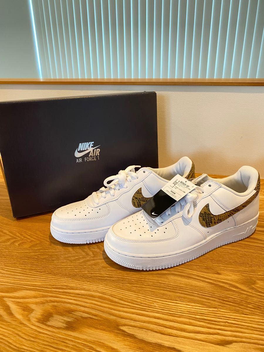 【新品未使用】ナイキ NIKE エアフォース1 ロー 1996 スネーク