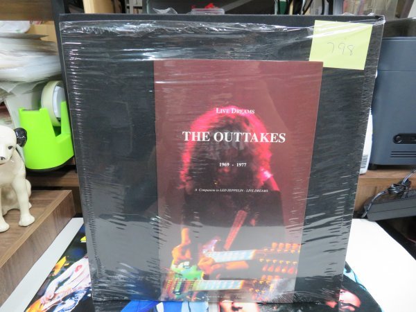 mK2｜Led Zeppelin（レッドツェッペリン）3冊セット｜限定版写真集　Led Zeppelin live dreams「The Outtakes」冊子付ほか_画像5