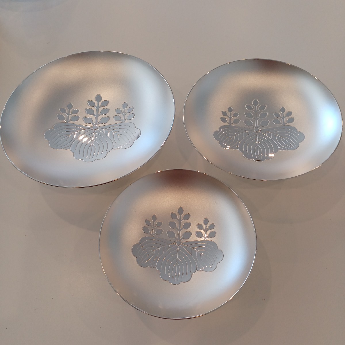 a☆美品 銀杯 三段 造幣局 刻印 内閣総理大臣 SILVER 純銀 重量 386g