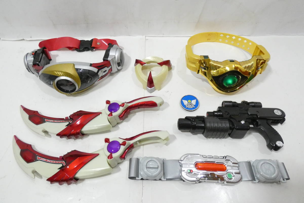 Yahoo!オークション - 4891T/仮面ライダーアギト 変身ベルト・武器 DX