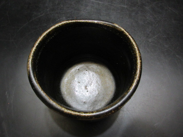 岡本作礼　唐津黒茶碗　共箱　筒茶碗_画像7