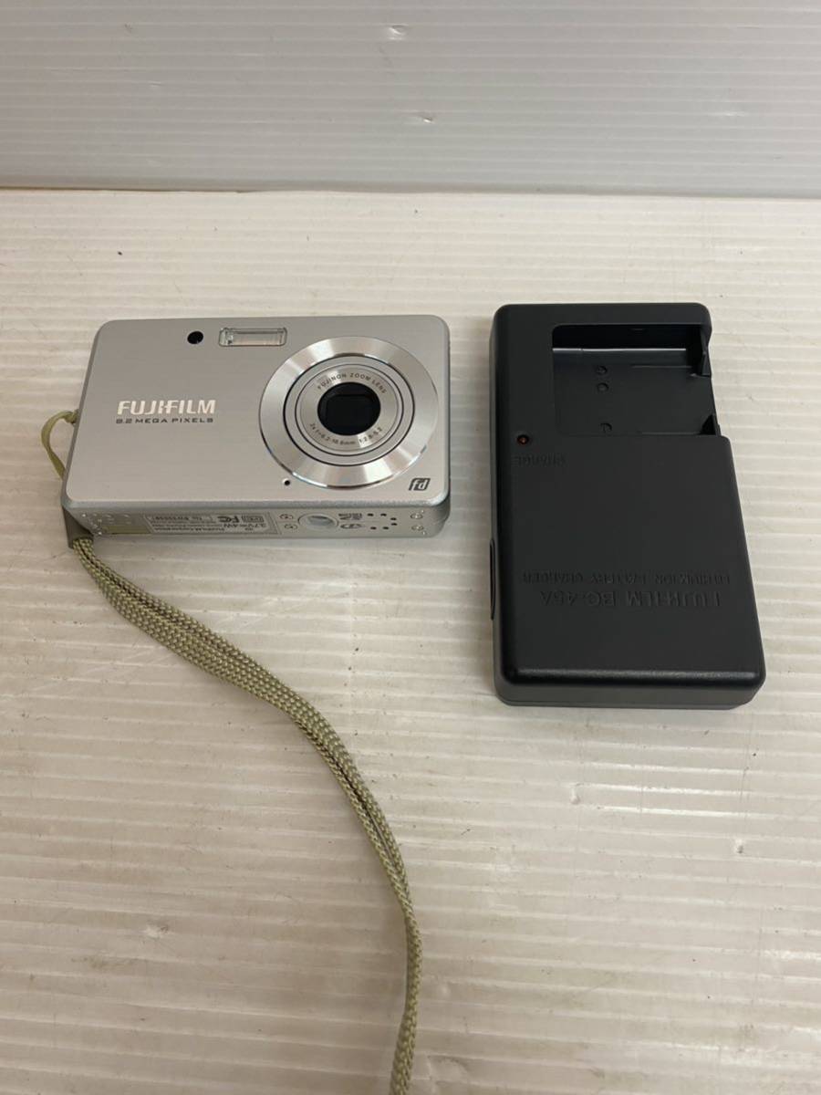 FUJIFILM 富士フイルム FinePix J15fd コンパクト デジタルカメラ