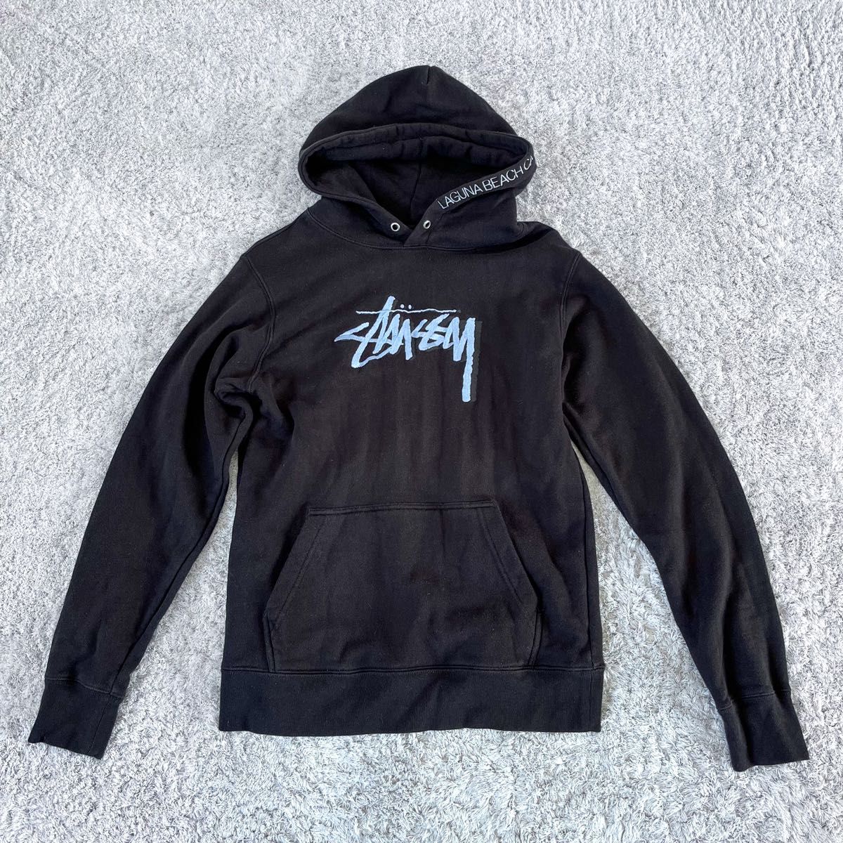 入手困難STUSSY ステューシー 刺ロゴパーカー 希少カラー 黒 プル