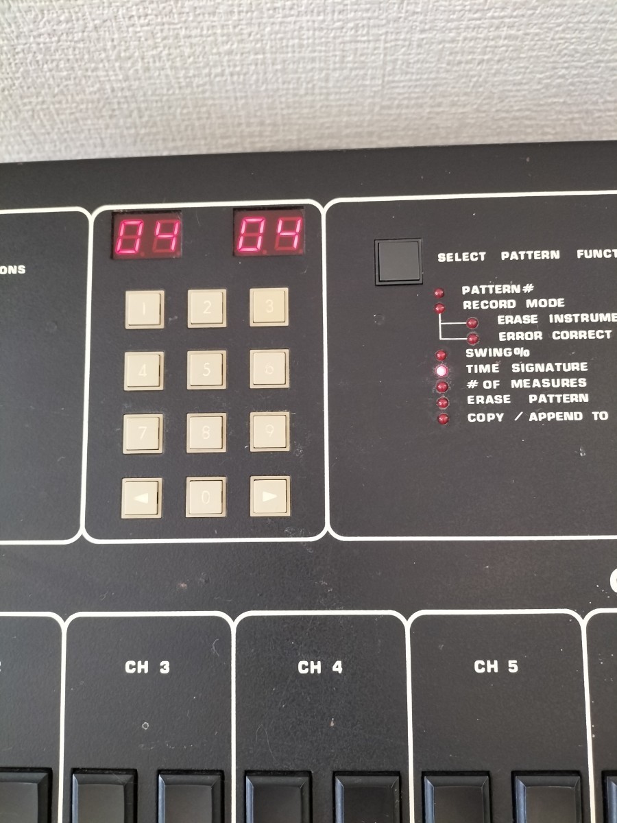 Sequential Circuits シーケンシャル・サーキット DrumTraks Model ♯400 ドラムマシン 現状品_画像2