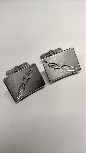 SUN EAGLE サンイーグル タイピン&カフス シルバー色 Sun eagle(サンイーグル)ネクタイピン&カフス