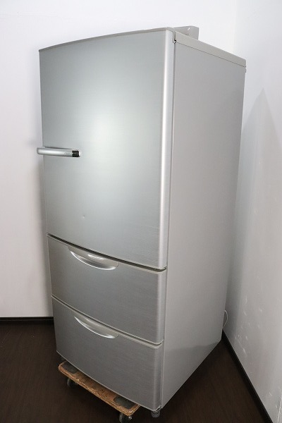 P813◇AQUA◇冷凍冷蔵庫◇AQR-261B(S)◇2013年製◇50/60Hz◇264L◇冷凍