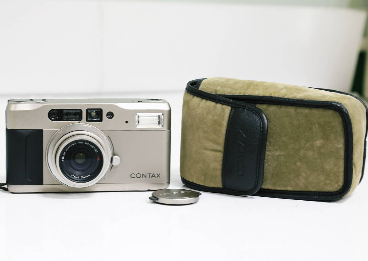 CONTAX TVS 純正保護フィルター、ケース付き 防湿庫保管