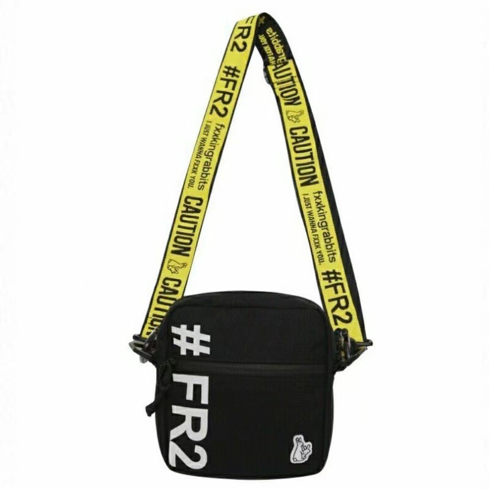 FR2 XLARGE サコッシュ ショルダーバッグ ブラック 匿名配送 FR2 バック
