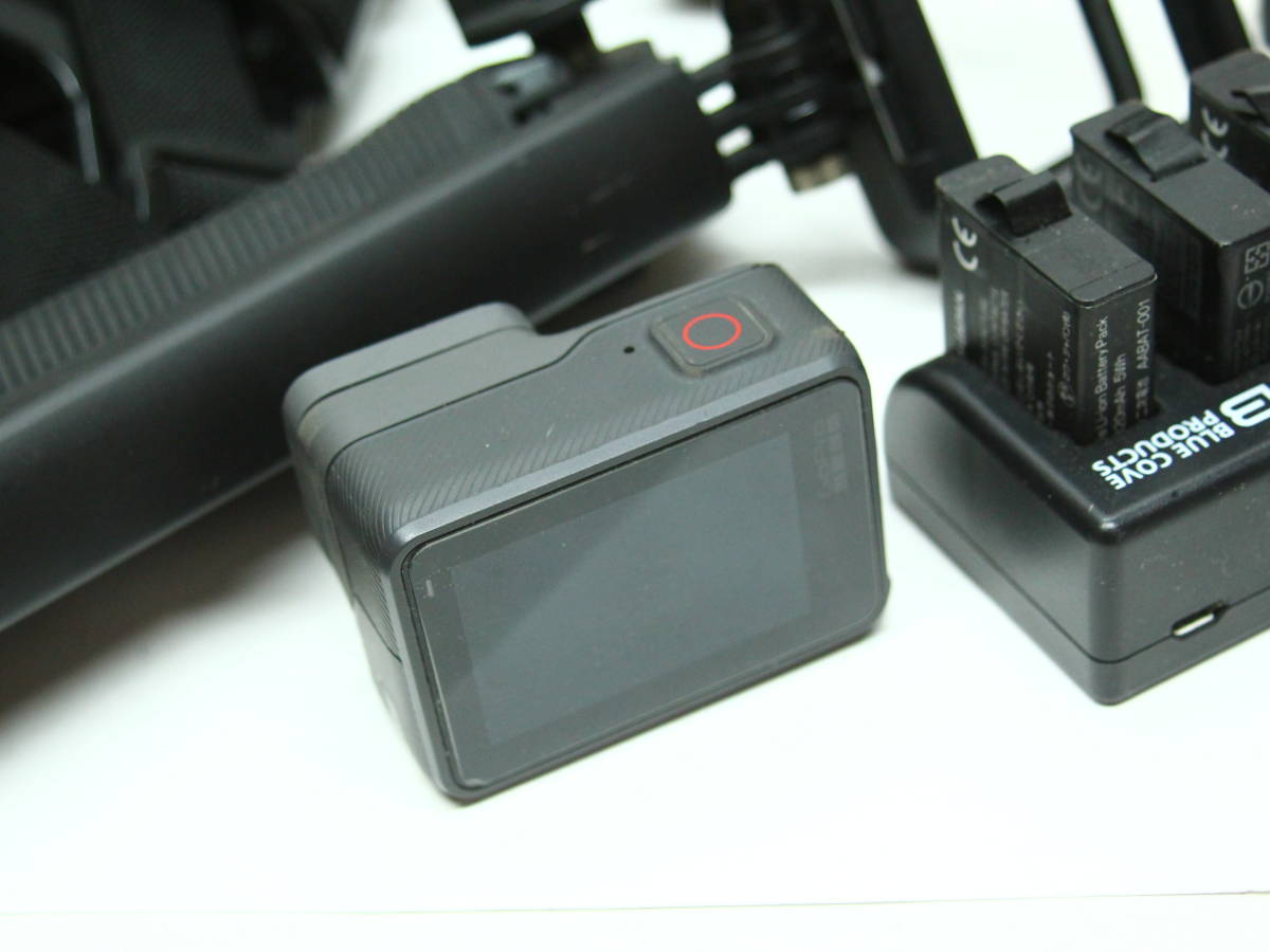 USED】GoPro HERO5 互換バッテリー多数+充電器2個+ヘルメット USED】GoPro HERO5 互換バッテリー多数+充電器2個+ヘルメット