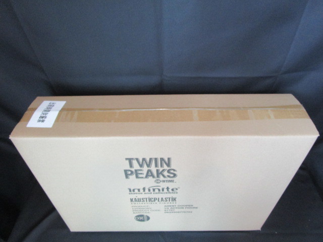 インフィニティスタチュー TWIN PEAKS DALE COOPER ツインピークス