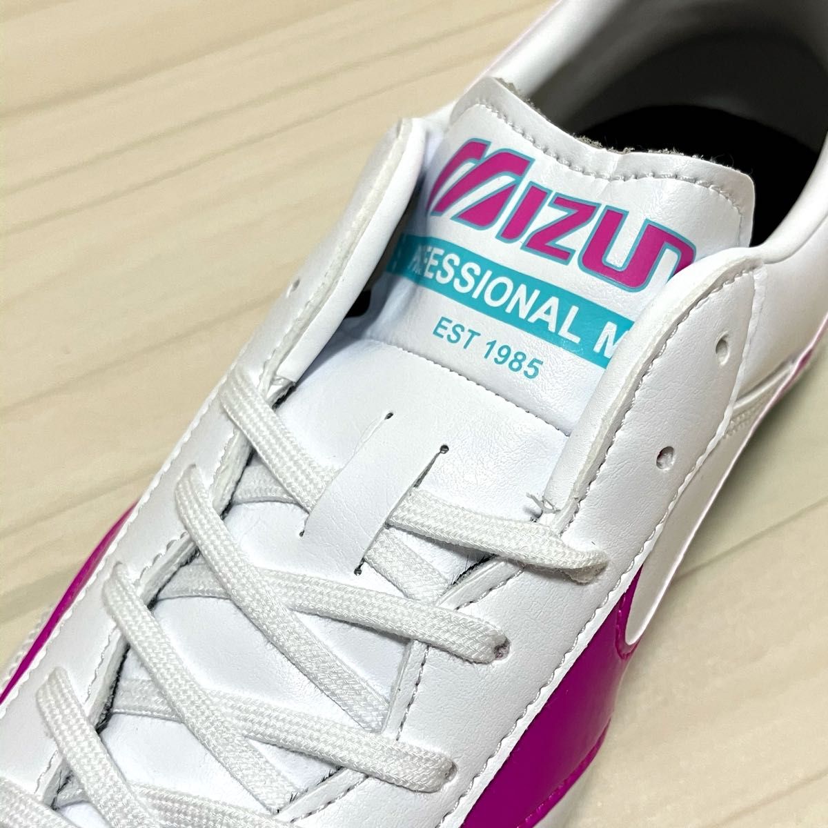 新品 日本未発売 MIZUNO ミズノ モレリア2 プロ AG 26 0cm 新品 日本未発売 MIZUNO ミズノ モレリア2 プロ AG 26 0cm