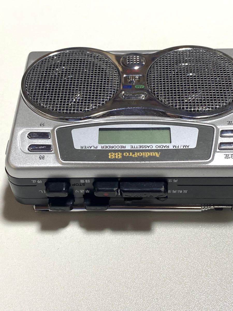 AuaioPro 88 ラジオ付きカセットレコーダー 動作品
