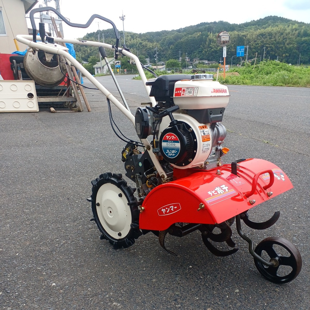 ヤンマー チビポチ TB3 管理機 ミニ耕運機 農用トラクター(歩行型) ヤンマー チビポチ TB3 管理機 ミニ耕運機 農用トラクター(歩行型)