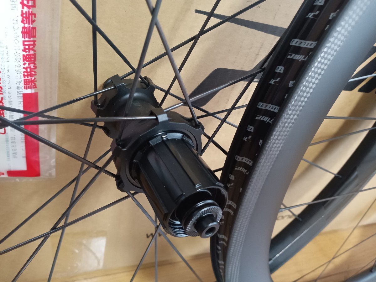新型 Prime Primavera 50 1459g リムブレーキ用 シマノ11/12S 新型 Prime Primavera 50 1459g リムブレーキ用 シマノ11/12S