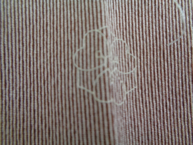 d480-80 色無地 正絹 広衿 一つ紋 極細立縞織地紋様 身丈144センチ 裄62.5センチ_画像4
