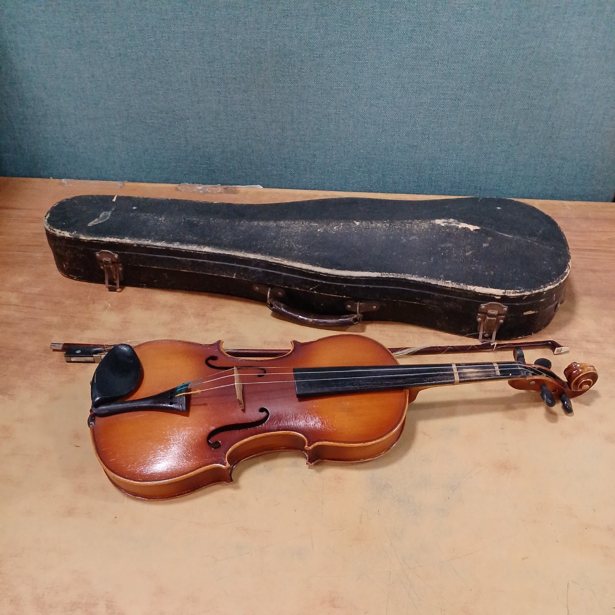 SUZUKI VIOLIN CO.LTD 鈴木バイオリン ヴァイオリン ストラディバリ