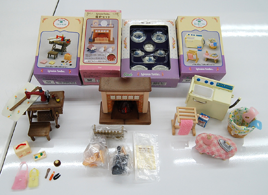 エポック社 シルバニアファミリー ぶどうの森のお家 お庭セット エポック社 シルバニアファミリー ぶどうの森のお家 お庭セット