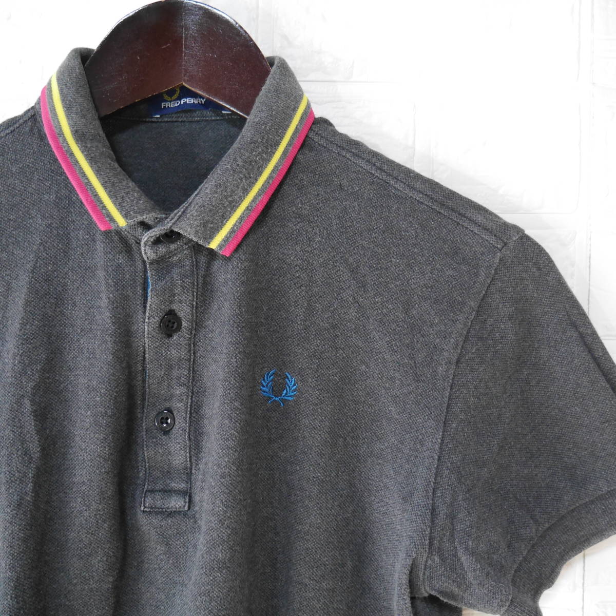 F35 □ FRED PERRY □ フレッドペリー　ポロシャツ　グレー　中古　サイズＭ_画像5