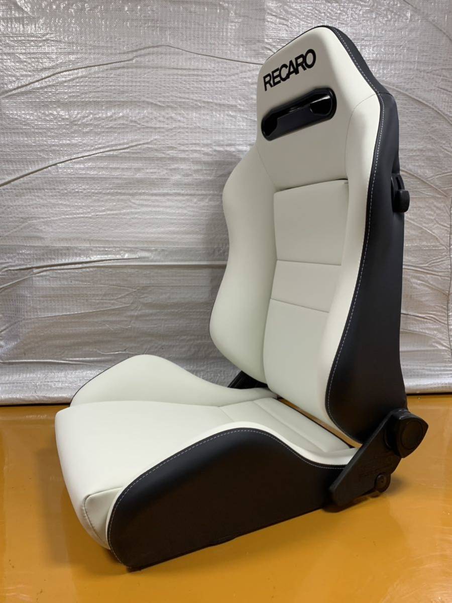 29.30.レカロ RECARO 2脚セット SR-3 黒×白フェイクレザー張り替え