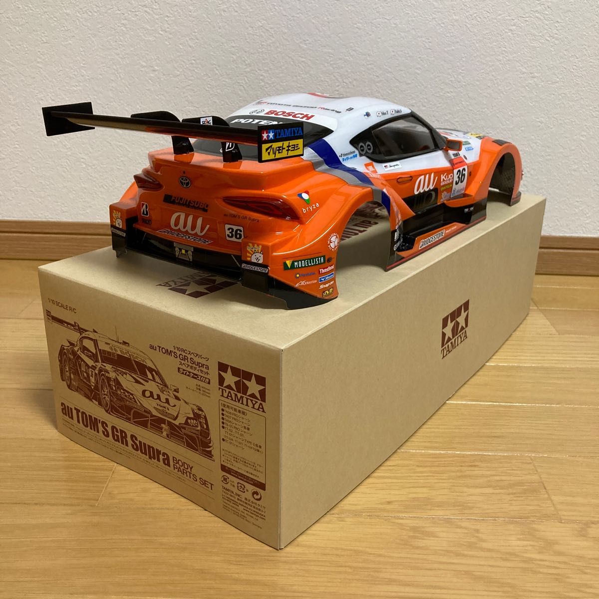 タミヤ 1/10 ボディ au TOM'S GR Supra SP1678 スープラ 塗装済み