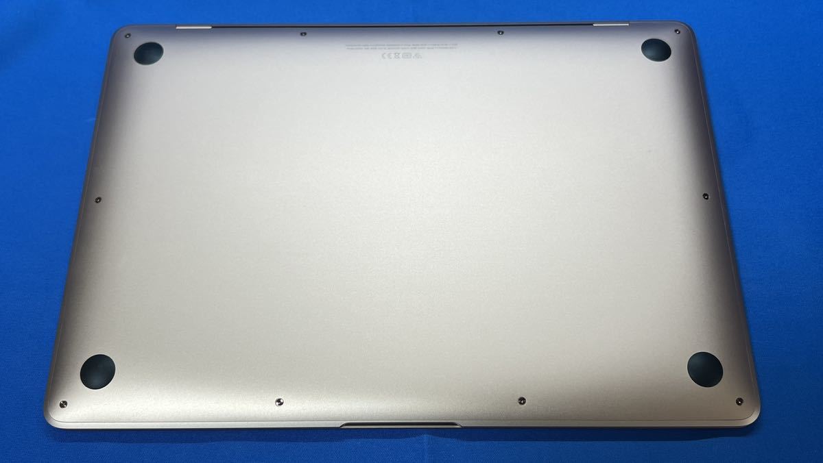 極上品】Apple MacBook Air (M1, 2020) ゴールド/8GB/256GB/JIS MGND3J