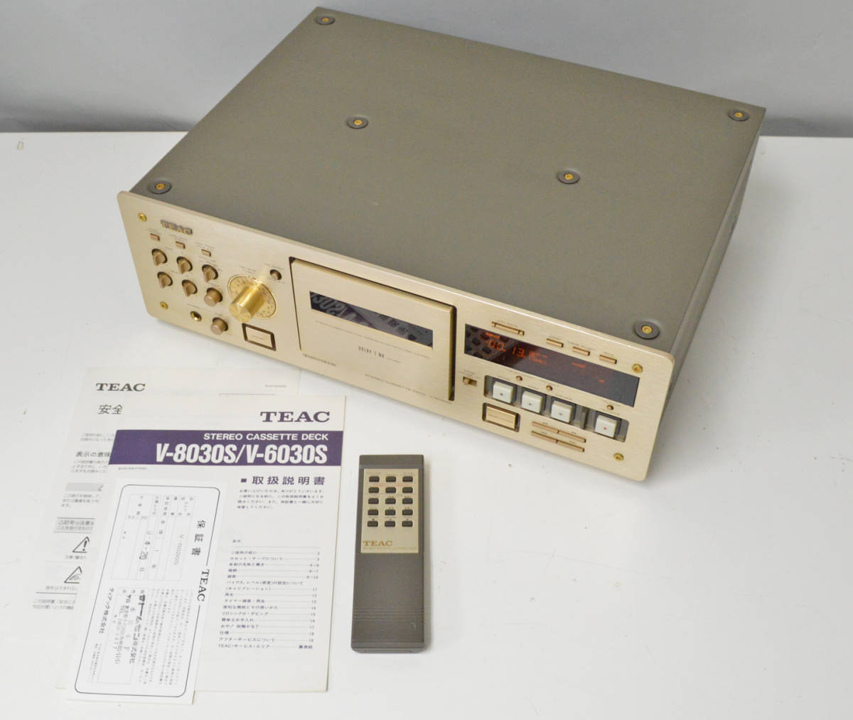 ジャンク品 TEAC ティアック 高級カセットデッキ V-6030S ジャンク品 TEAC ティアック 高級カセットデッキ V-6030S